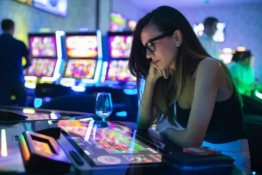 微扑克在线竞技场